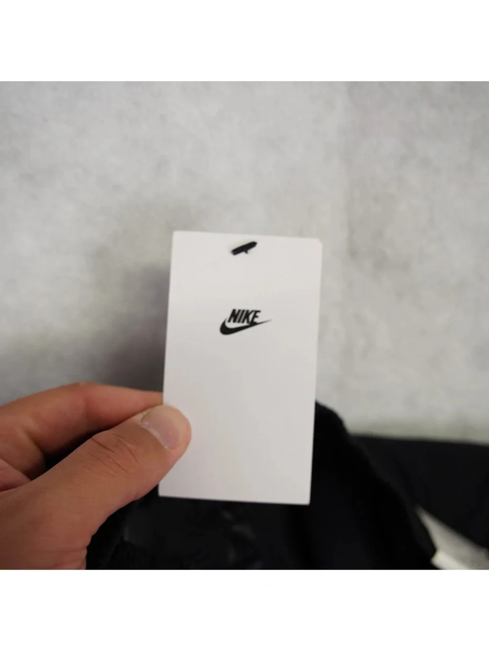 Nike men’s black